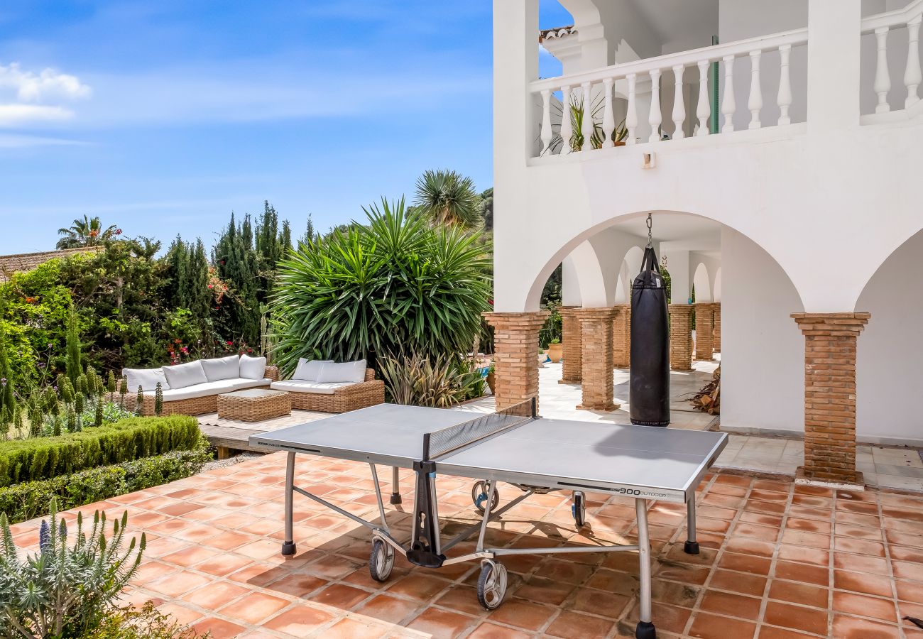 Villa in Mijas Costa - Charming 5-bedroom villa