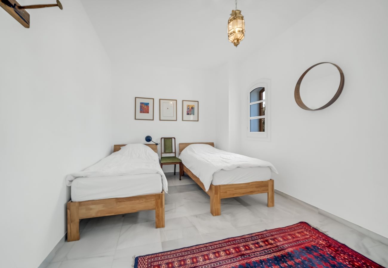 Villa in Mijas Costa - Charming 5-bedroom villa