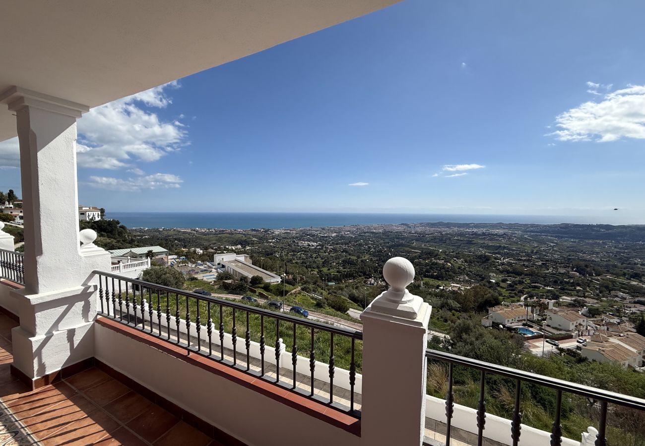 Apartment in Mijas Pueblo - Luxurious & Elegant 3-bedroom apartment in Mijas Pueblo