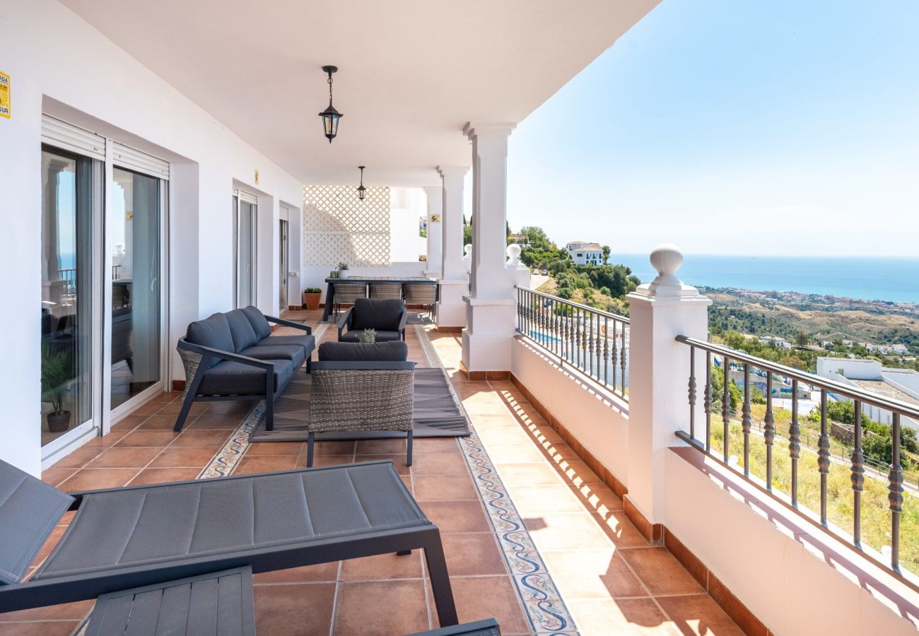 Apartment in Mijas Pueblo - Luxurious & Elegant 3-bedroom apartment in Mijas Pueblo