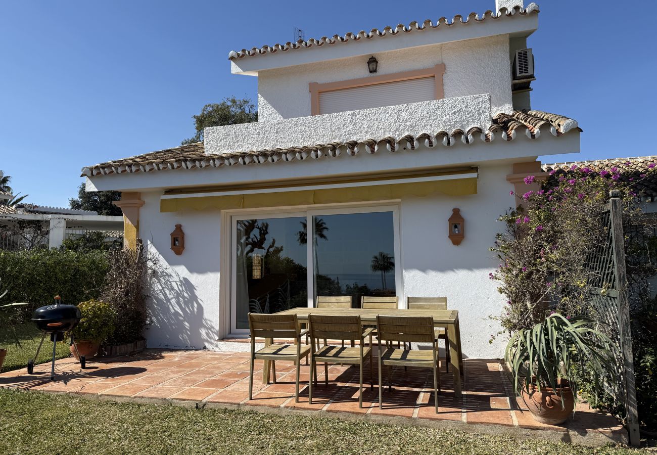 Villa in Sitio de Calahonda - Charming 3-bedroom villa in Calahonda - Villa Suiza