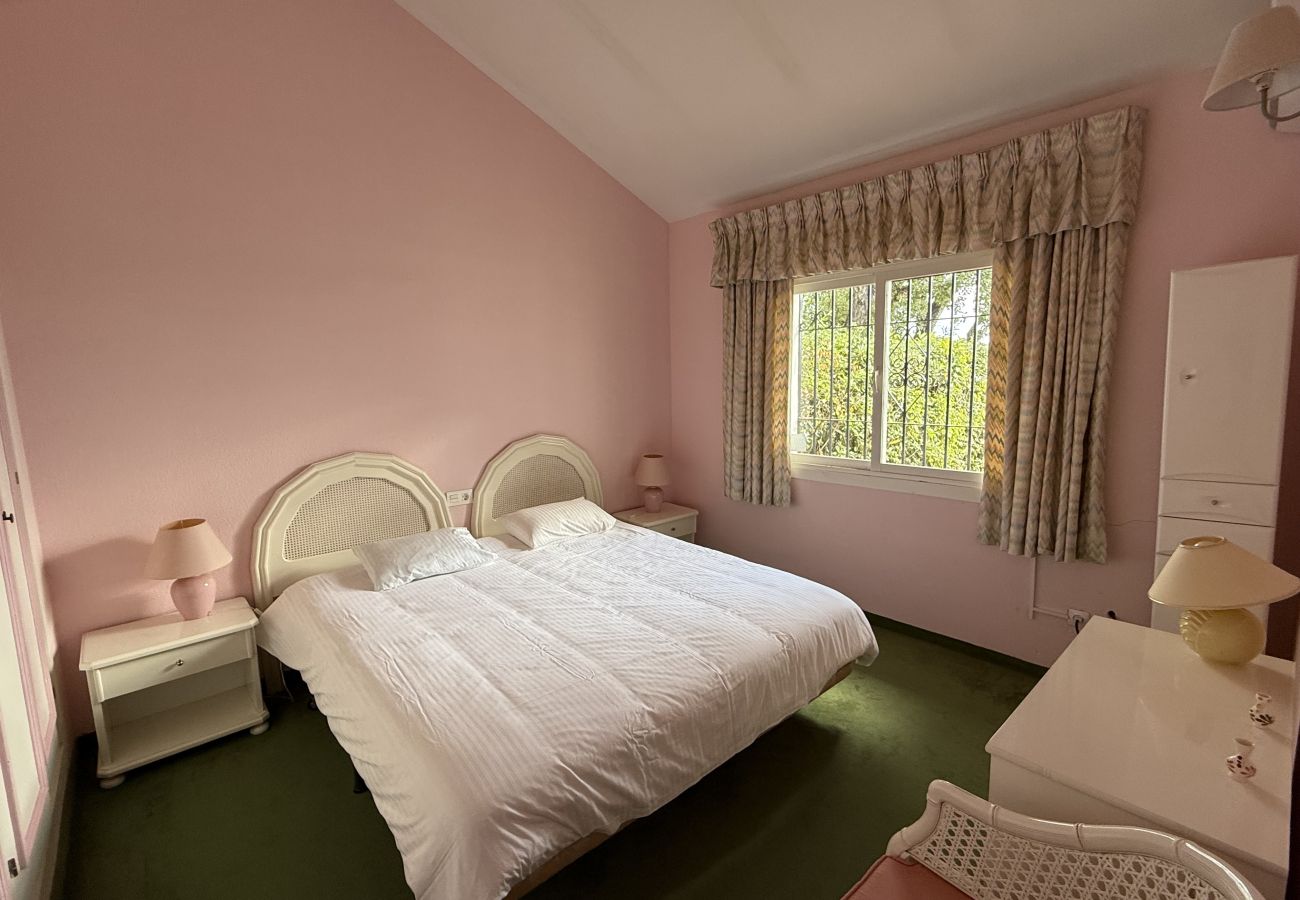 Villa in Sitio de Calahonda - Charming 3-bedroom villa in Calahonda - Villa Suiza