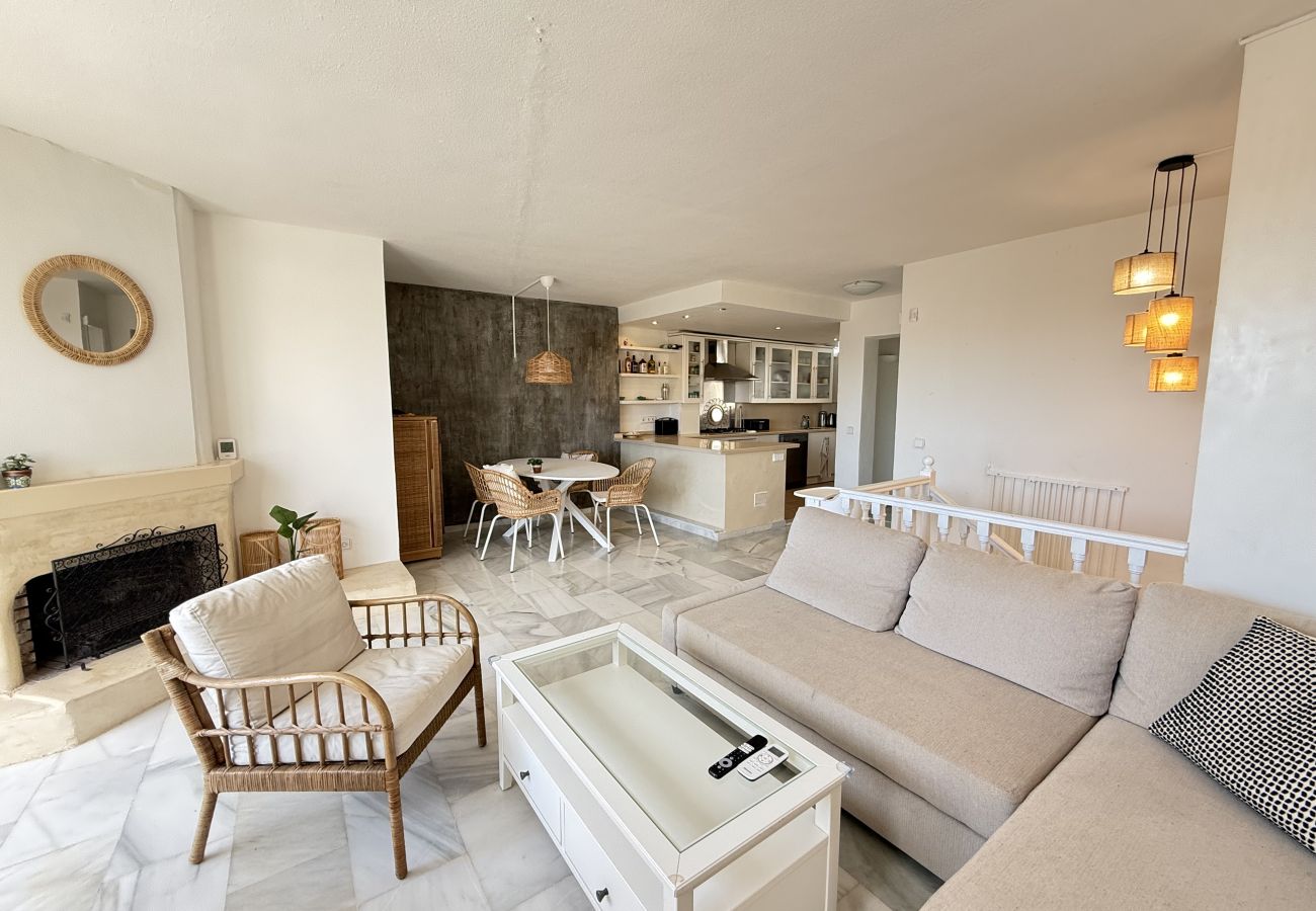 Chalet in Sitio de Calahonda - Cozy 3-bed townhouse in Calahonda - Casa Cornisa
