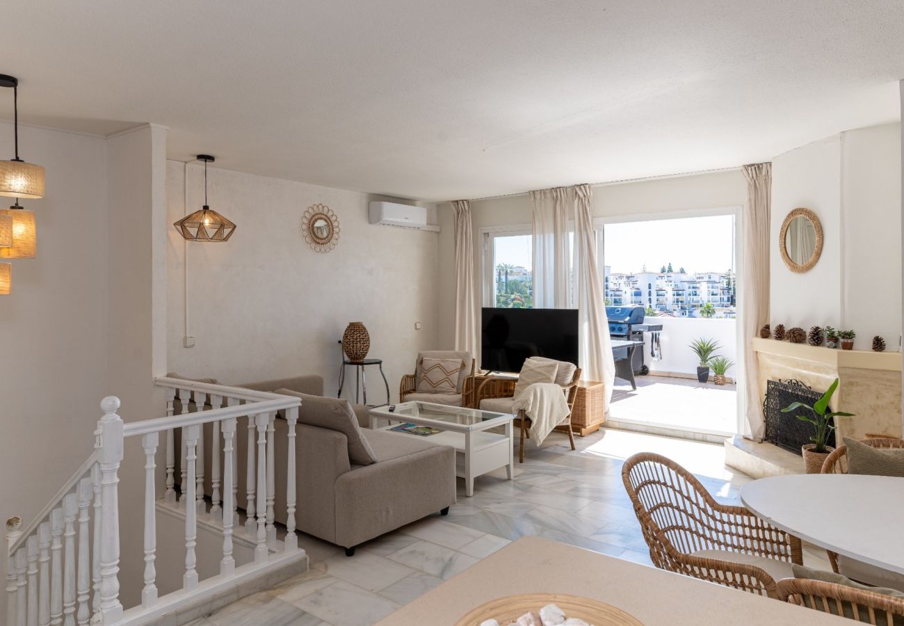 Chalet in Sitio de Calahonda - Cozy 3-bed townhouse in Calahonda - Casa Cornisa