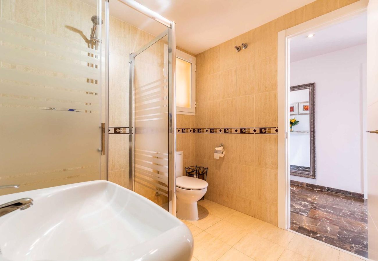 Apartment in Fuengirola - Spacious 3-bedroom apartment - Casa Annelise