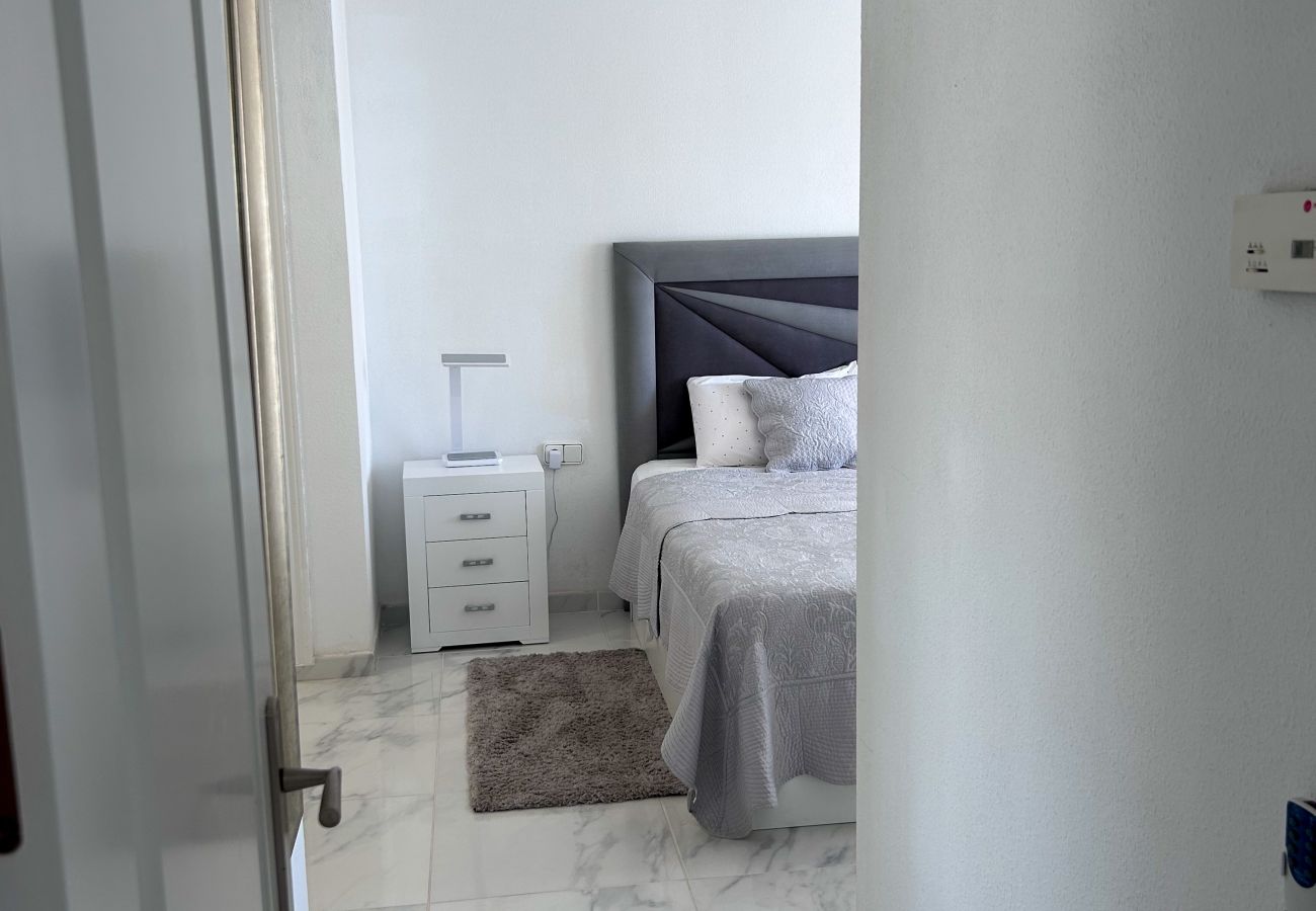 Apartment in Manilva - Luxrious Beachfront 3-bed apartment - La Duquesa