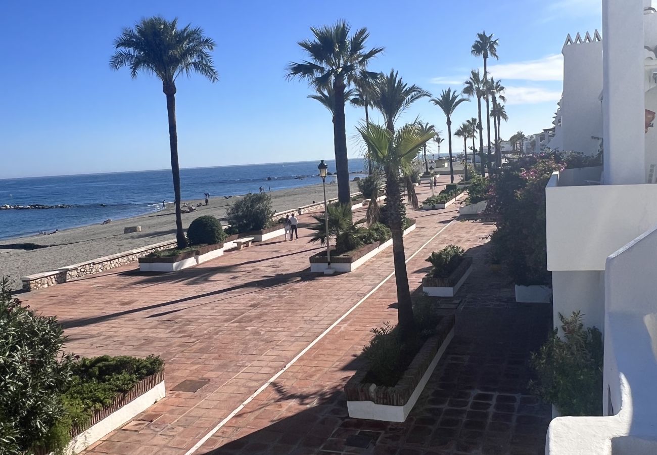 Apartment in Manilva - Modern 2 bedroom beach front