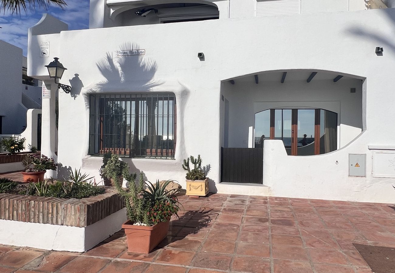 Apartment in Manilva - Modern 2 bedroom beach front