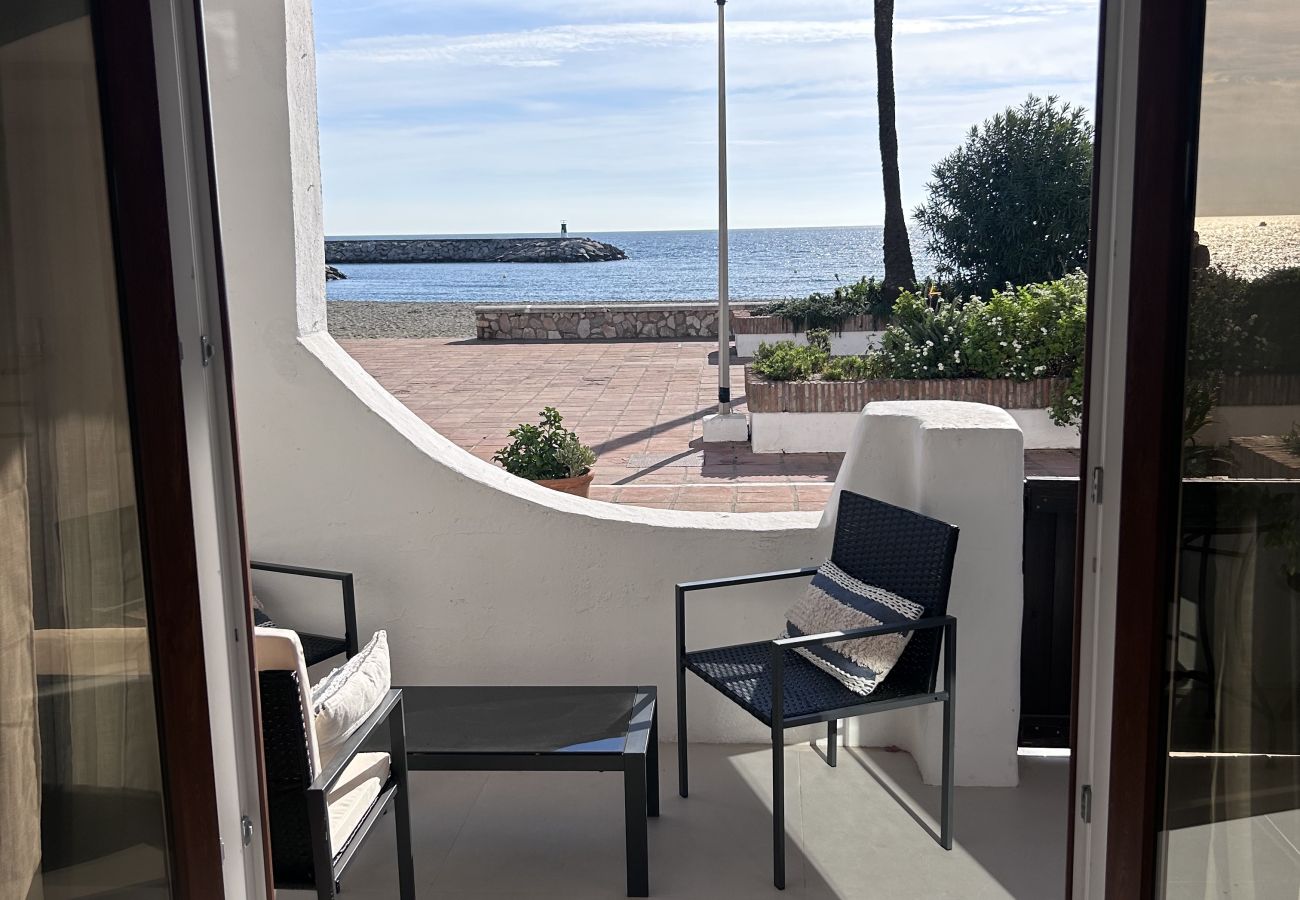 Apartment in Manilva - Modern 2 bedroom beach front