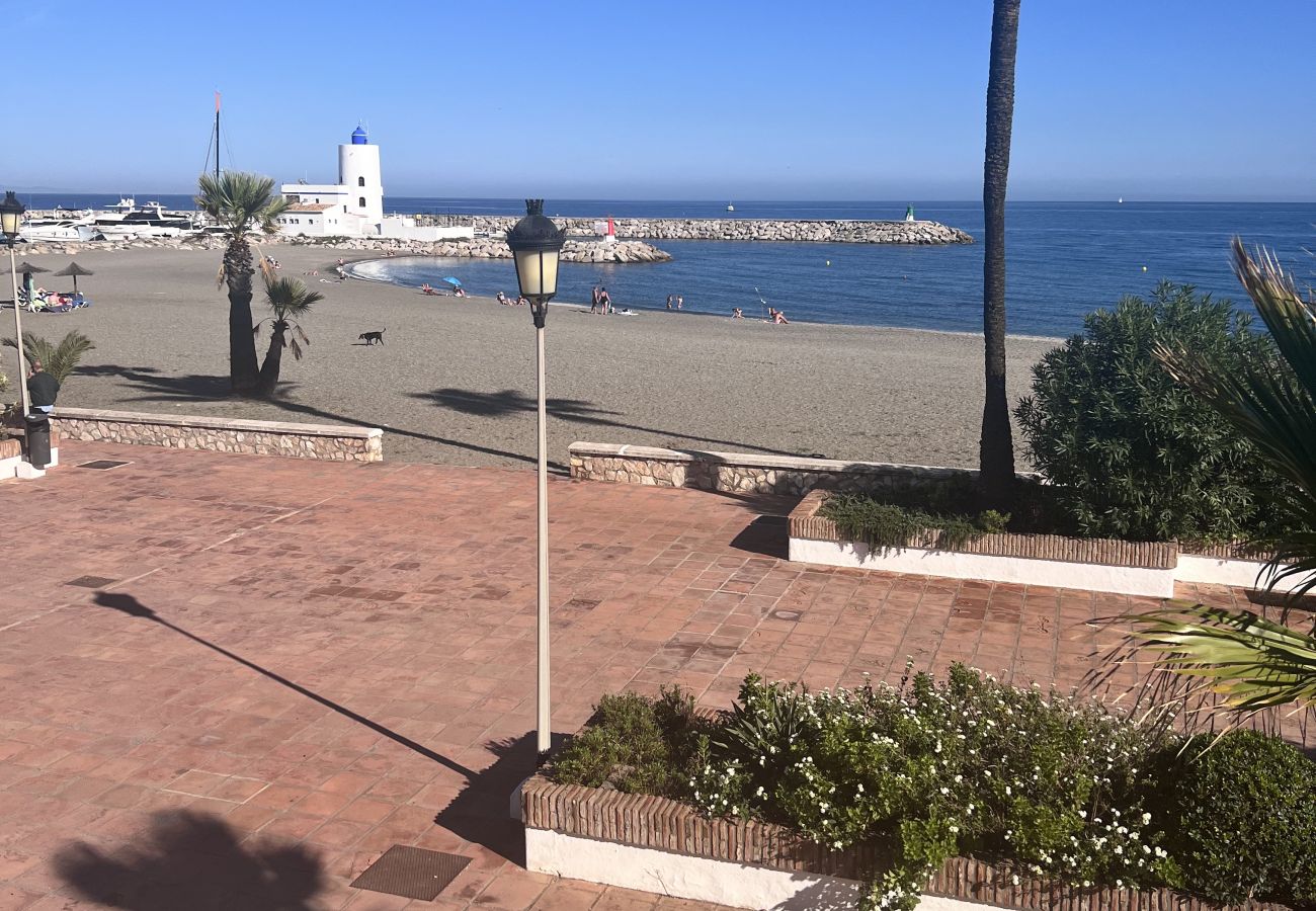 Apartment in Manilva - Modern 2 bedroom beach front
