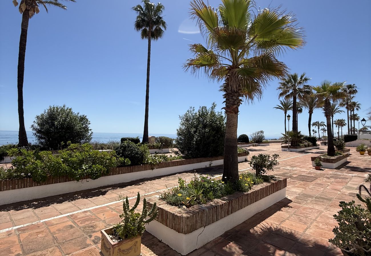 Apartment in Manilva - Modern 2 bedroom beach front