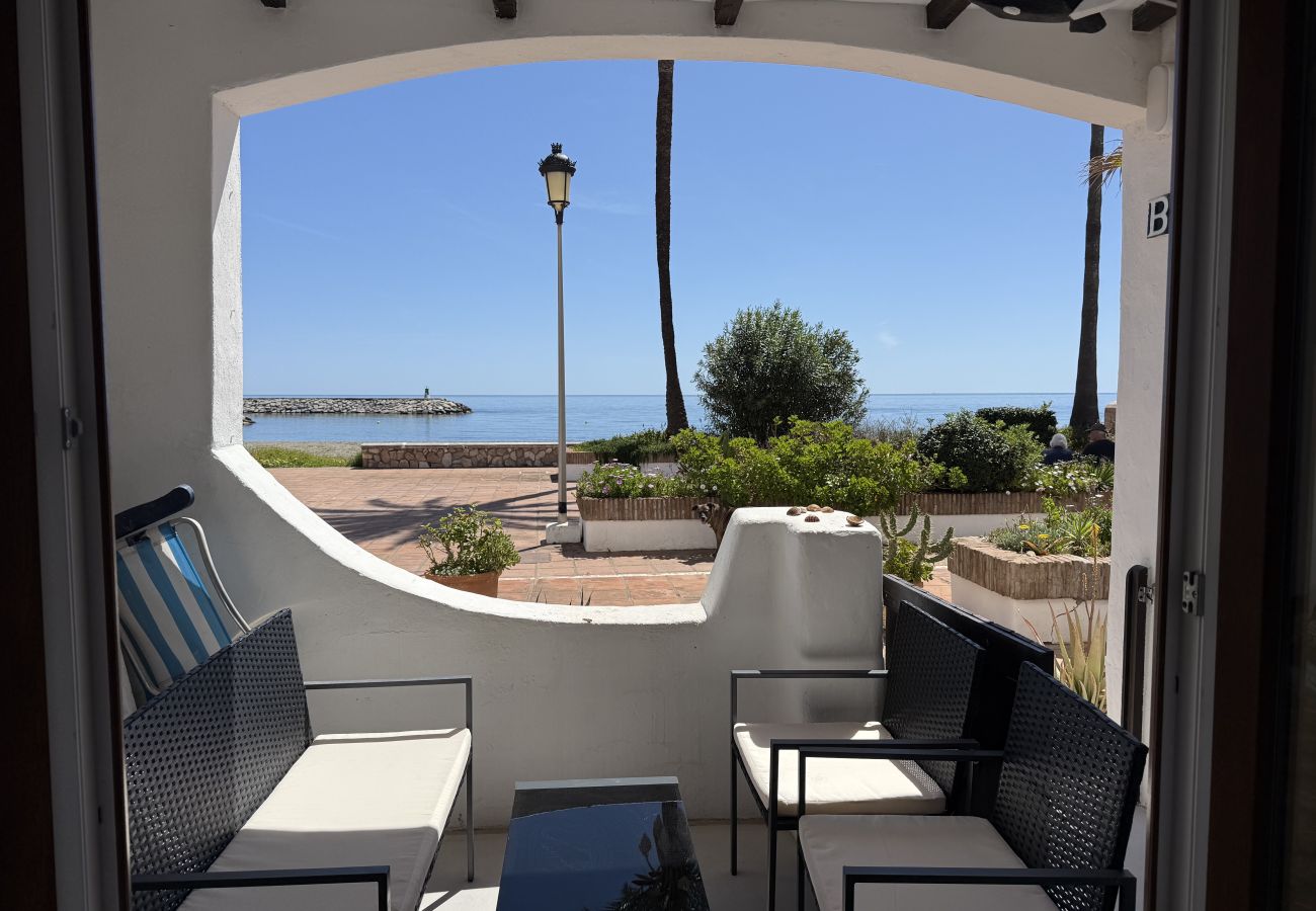 Apartment in Manilva - Modern 2 bedroom beach front