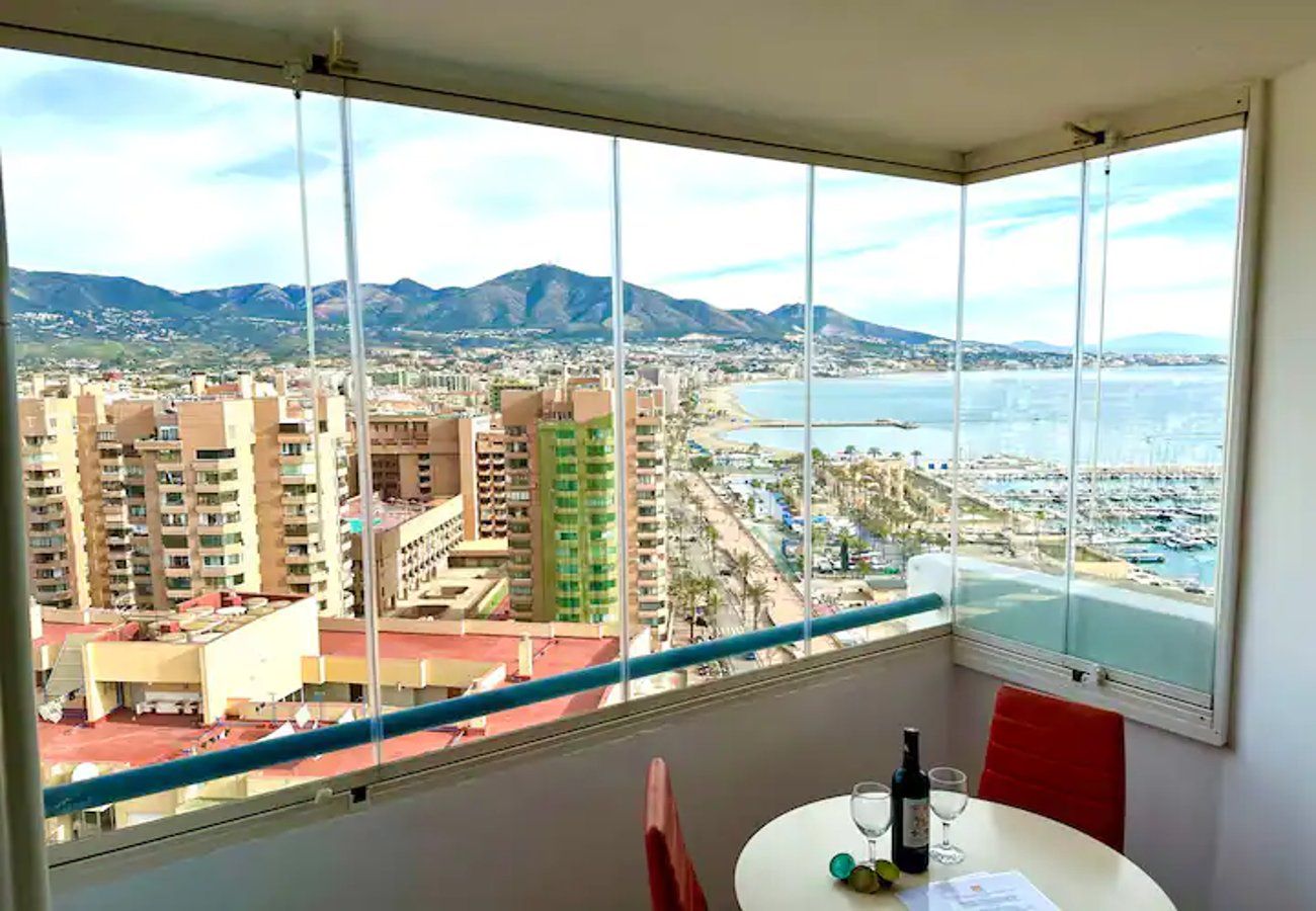 Apartment in Fuengirola - Mediterranean Suite 1527 - Beach front Fuengirola