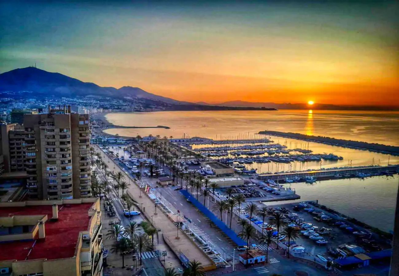 Apartment in Fuengirola - Posidonia Suite 1528 - Beach front Fuengirola