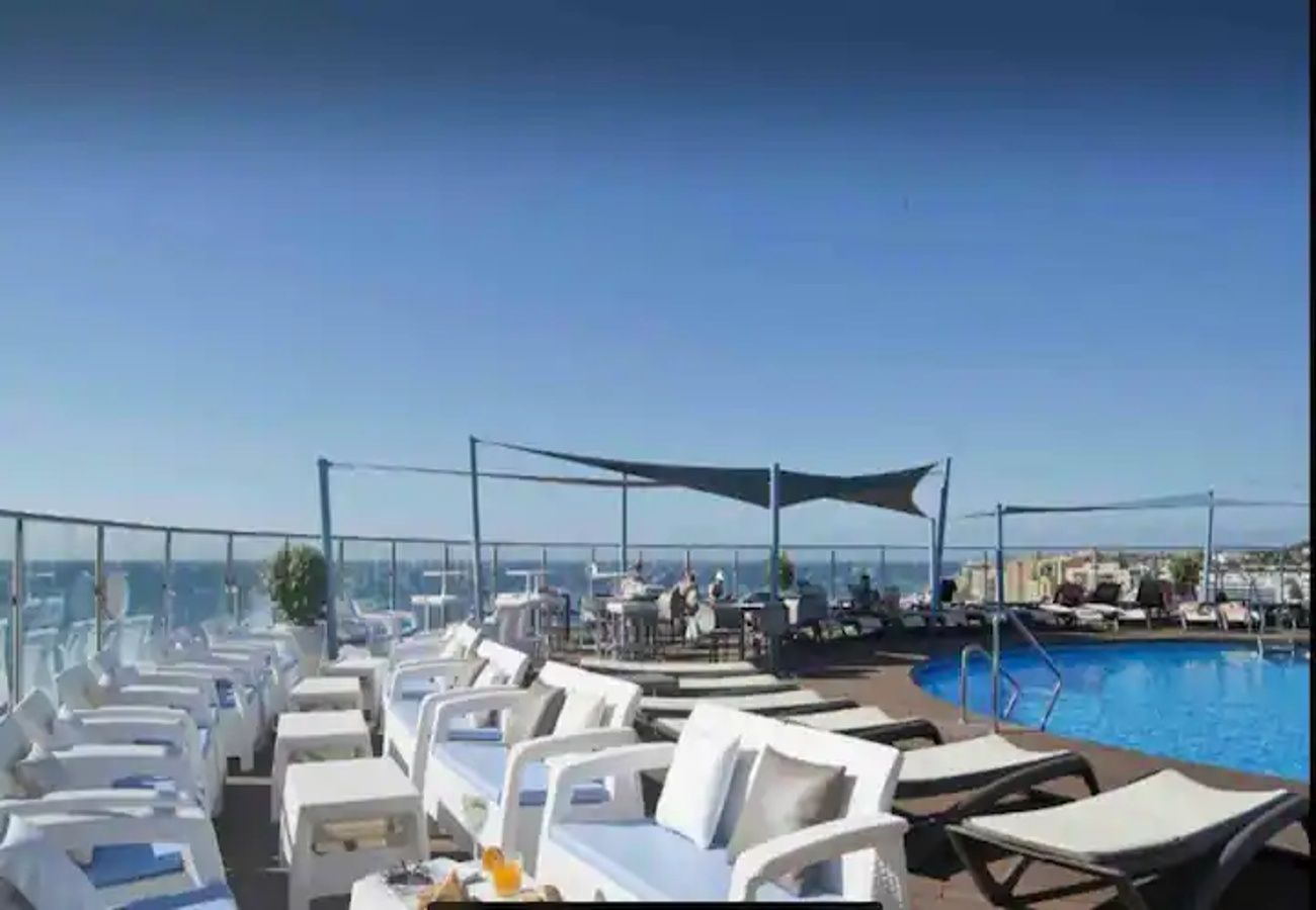 Apartment in Fuengirola - Posidonia Suite 1528 - Beach front Fuengirola