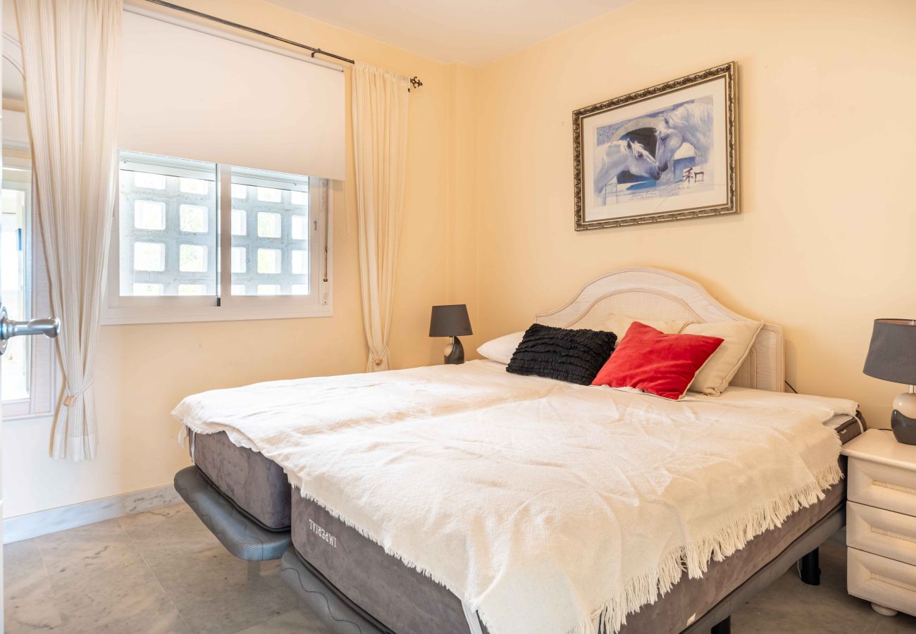 Apartment in Sitio de Calahonda - Medina del Zoco