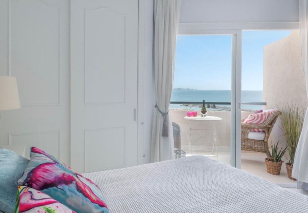 Studio in Fuengirola - Amazing beachfront studio Fuengirola
