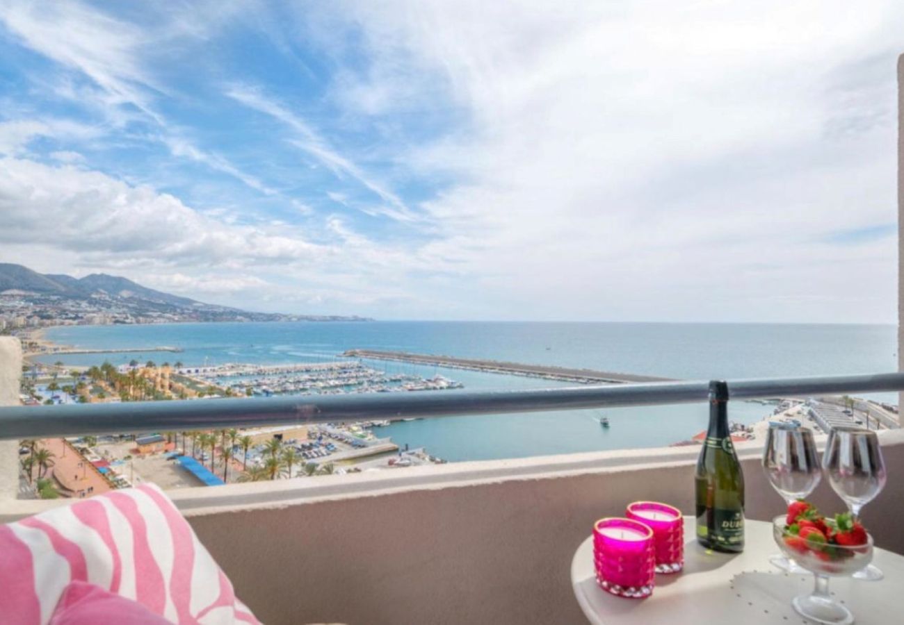 Studio in Fuengirola - Amazing beachfront studio Fuengirola